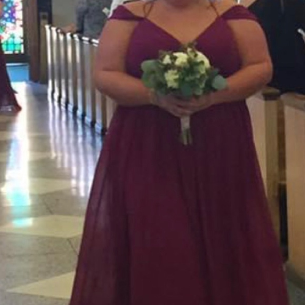Haley Paige bridemaid gown